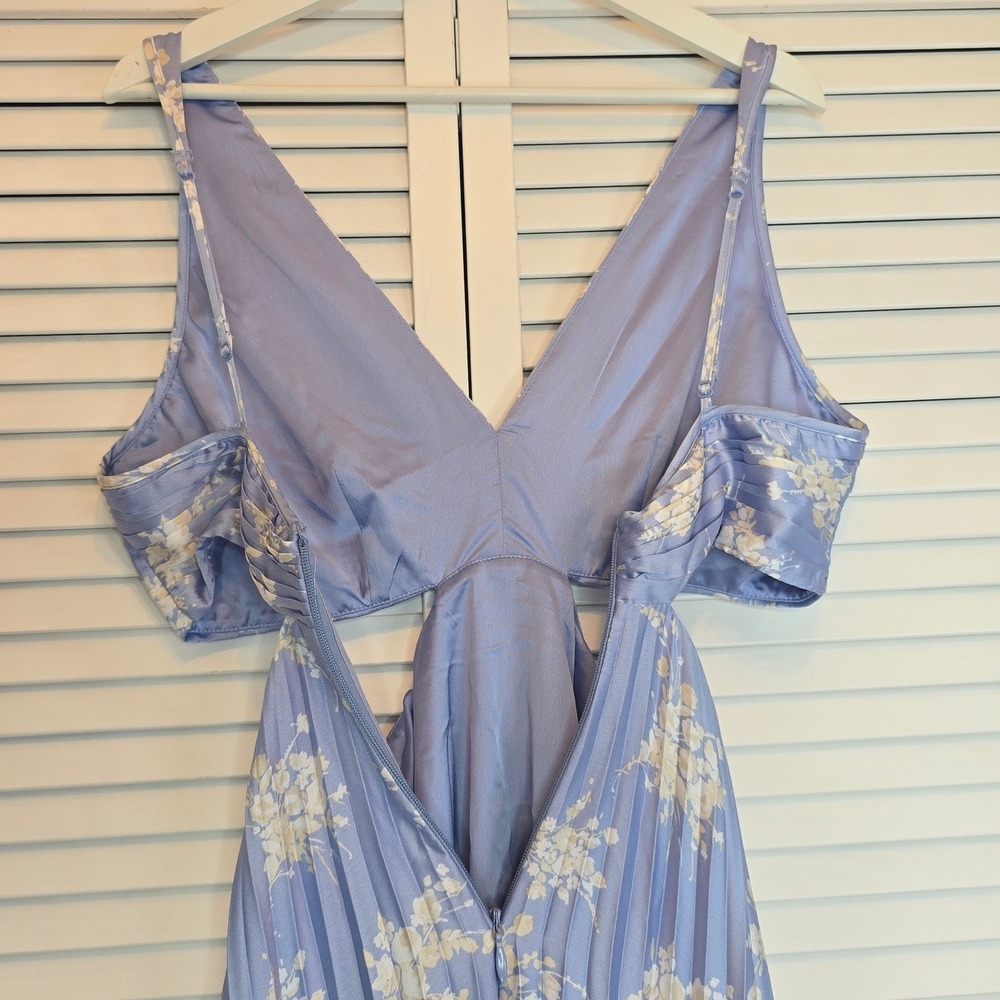 ABERCROMBIE & FITCH Giselle Pleated Cutout Maxi Dress Sz M Blue Floral Fairycore - Picture 7 of 16